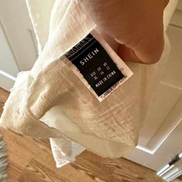 ✨ SHEIN Cream White Maxi Dress — Size XL — Ruffle Sleeve + Tie-Back ✨ - Picture 4 of 5